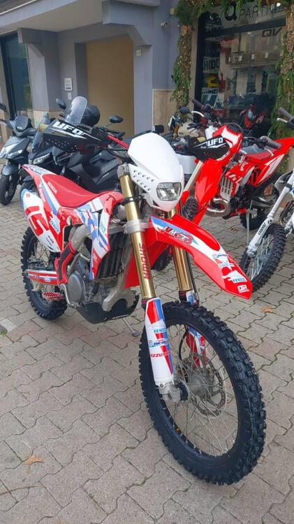 Honda CRF 250 R (2014) (2)