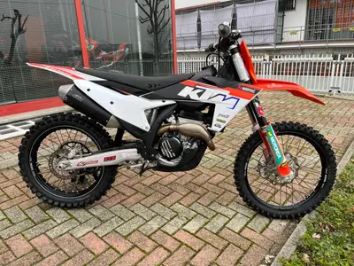 KTM 250 SX-F (2023) usata
