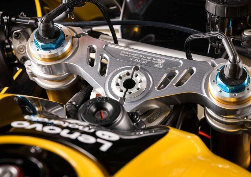 Ducati Panigale V4 Panigale V4 Bagnaia 2023 World Champion Replica (2024) (5)
