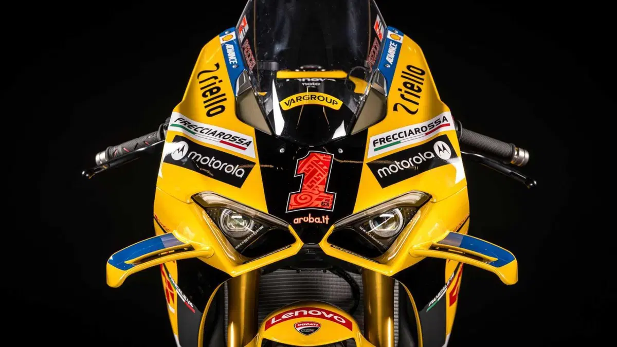 Ducati Panigale V4 Panigale V4 Bagnaia 2023 World Champion Replica (2024) (3)