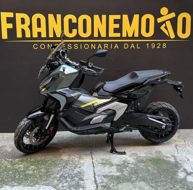Honda X-ADV 750 (2025 - 26) (4)