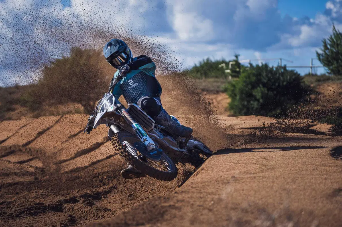 Husqvarna Motorcycles presenta la FC 250 Rockstar Edition e la FC 450 Rockstar Edition  (2)