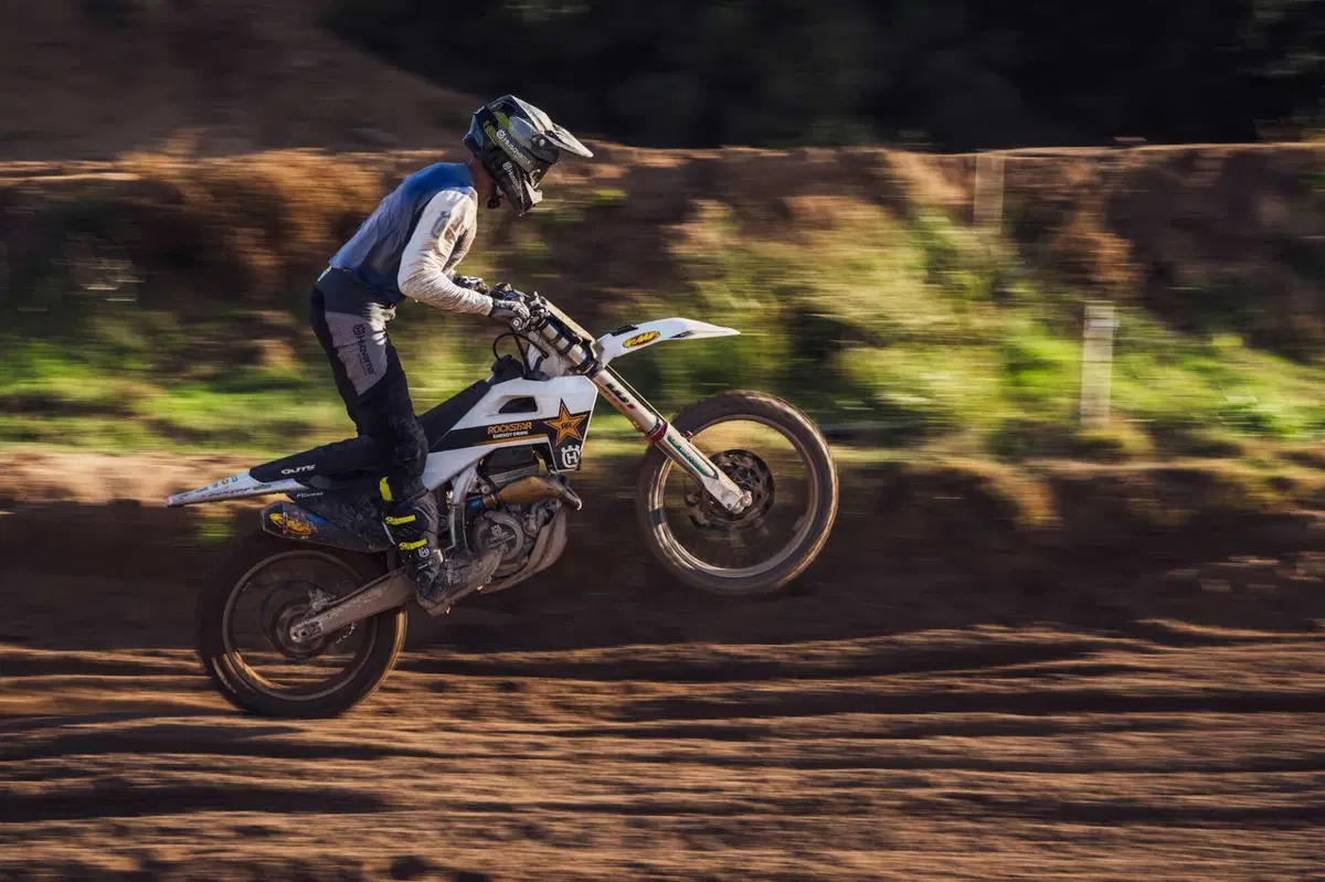Husqvarna Motorcycles presenta la FC 250 Rockstar Edition e la FC 450 Rockstar Edition  (4)