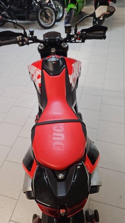 Ducati Hypermotard 950 RVE (2020) (2)
