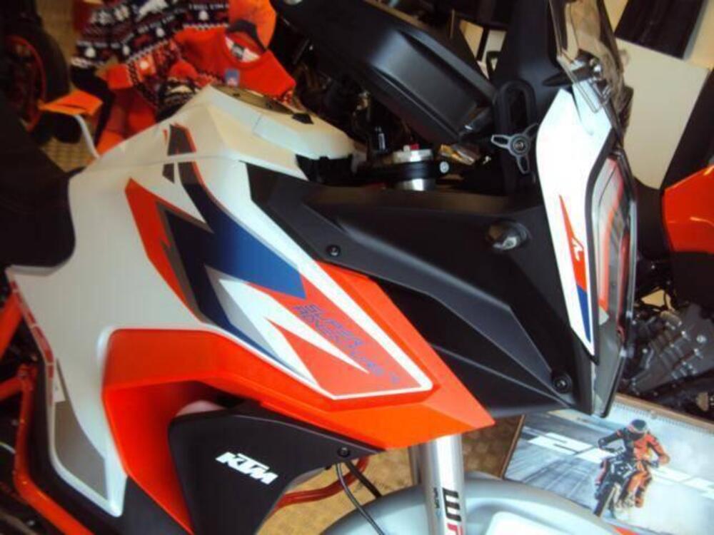 KTM 1290 Super Adventure R (2022 - 24) (2)