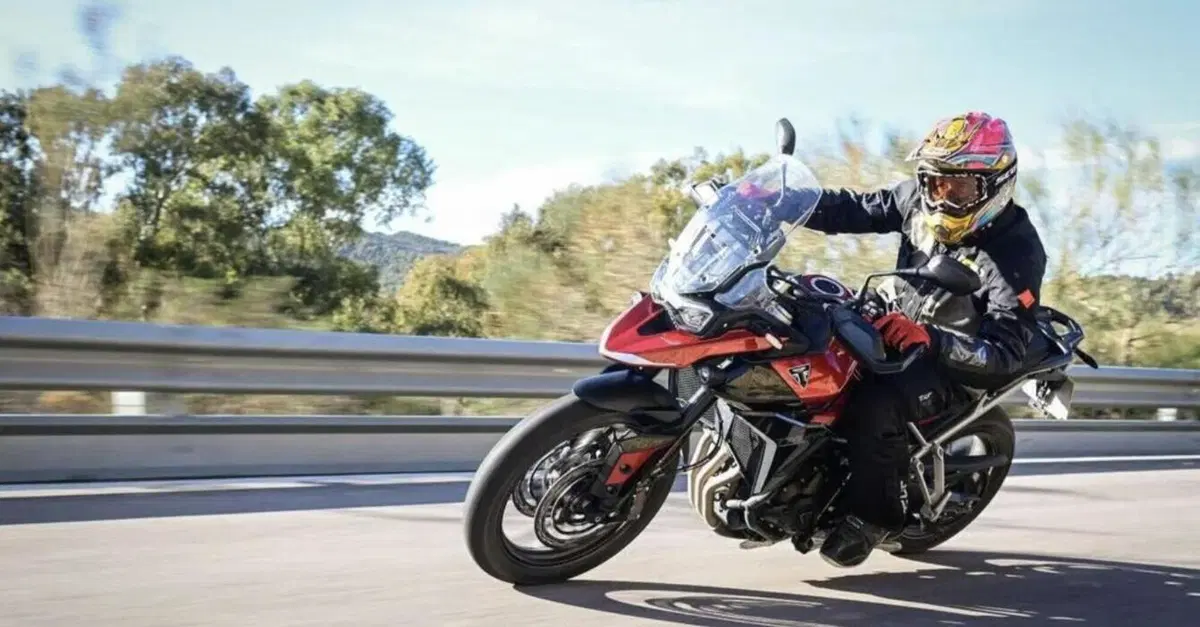 Scarica il Magazine n&deg;581 e leggi il meglio di Moto.it