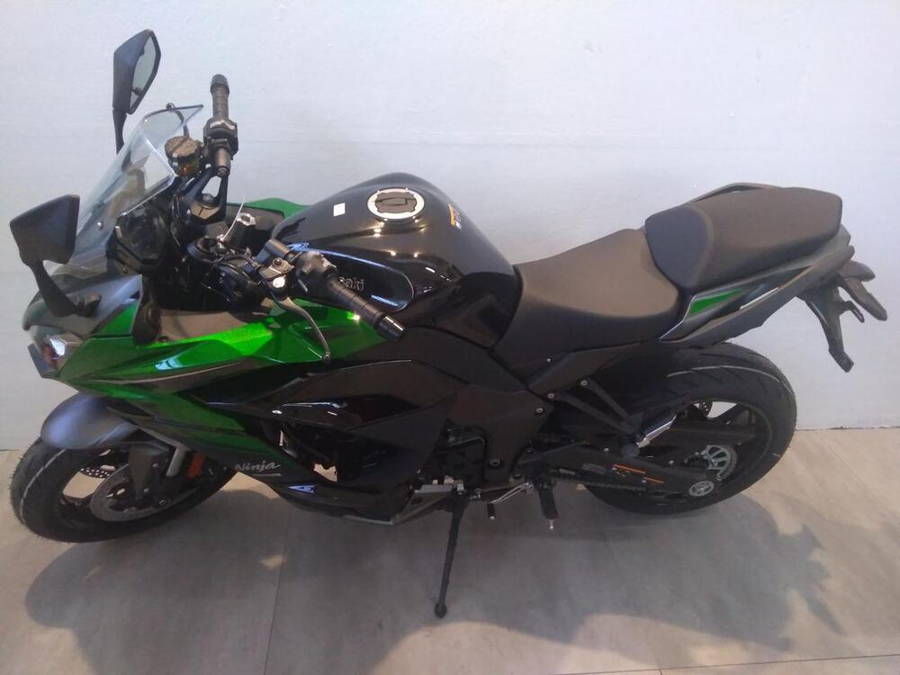 Kawasaki Ninja 1000 SX (2021 - 24) (2)