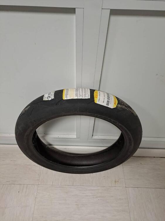 Pirelli Supercorsa SC2