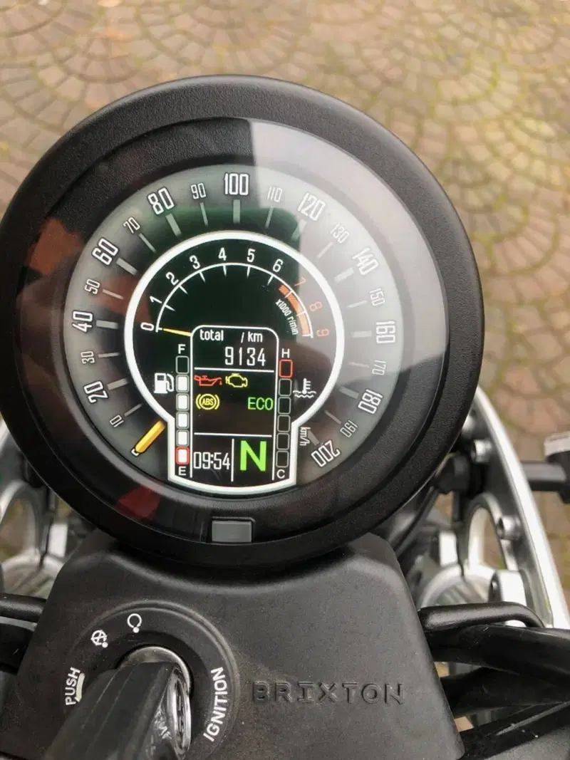 Brixton Motorcycles Cromwell 1200 (2022 - 26) (5)