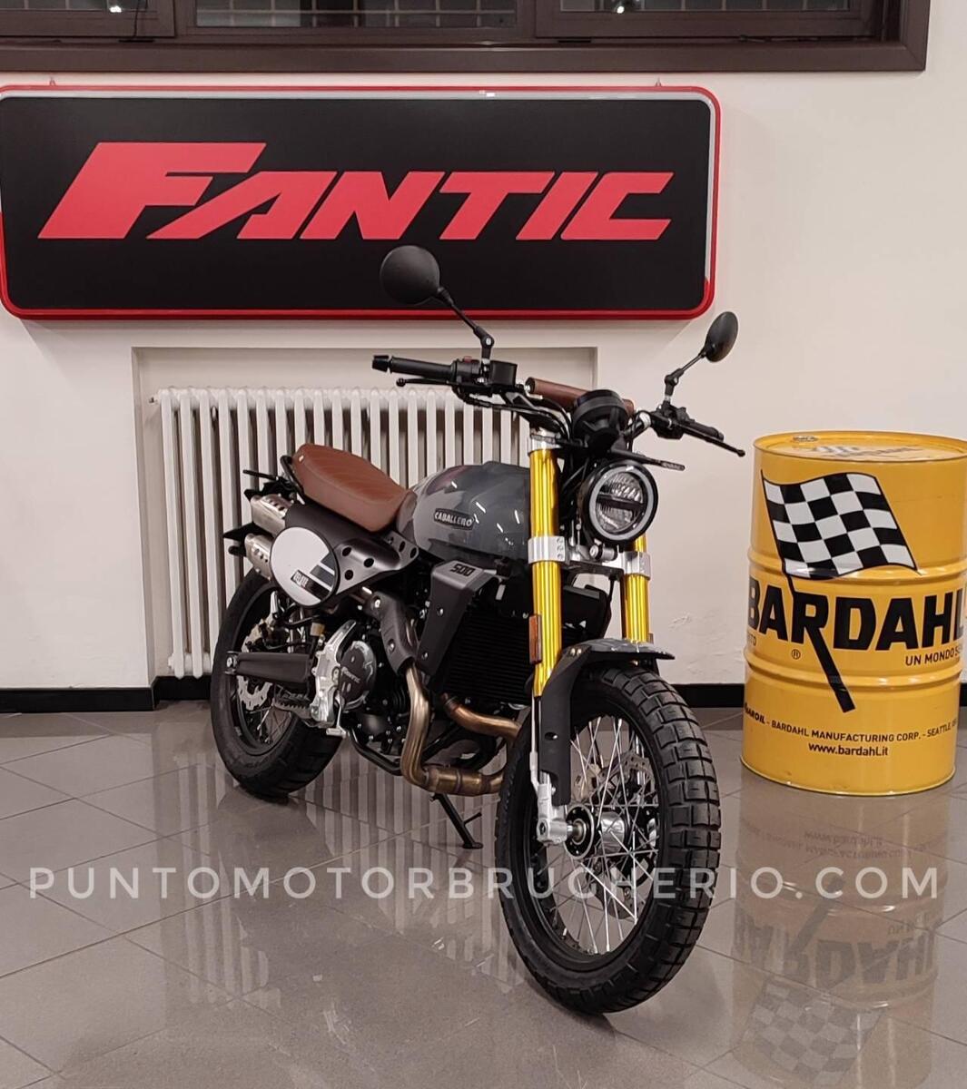 Vendo Fantic Motor Caballero Scrambler Deluxe Nuova A