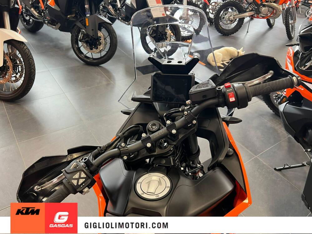 KTM 890 Adventure (2023 - 24) (4)