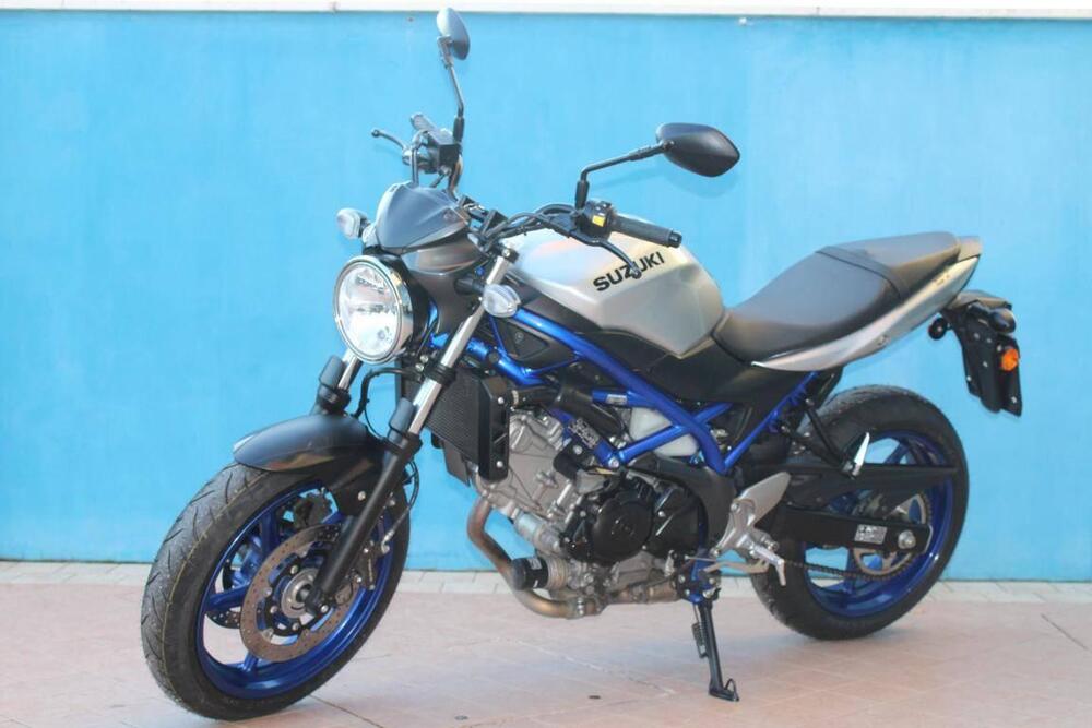 Suzuki SV 650 (2016 - 20) (2)