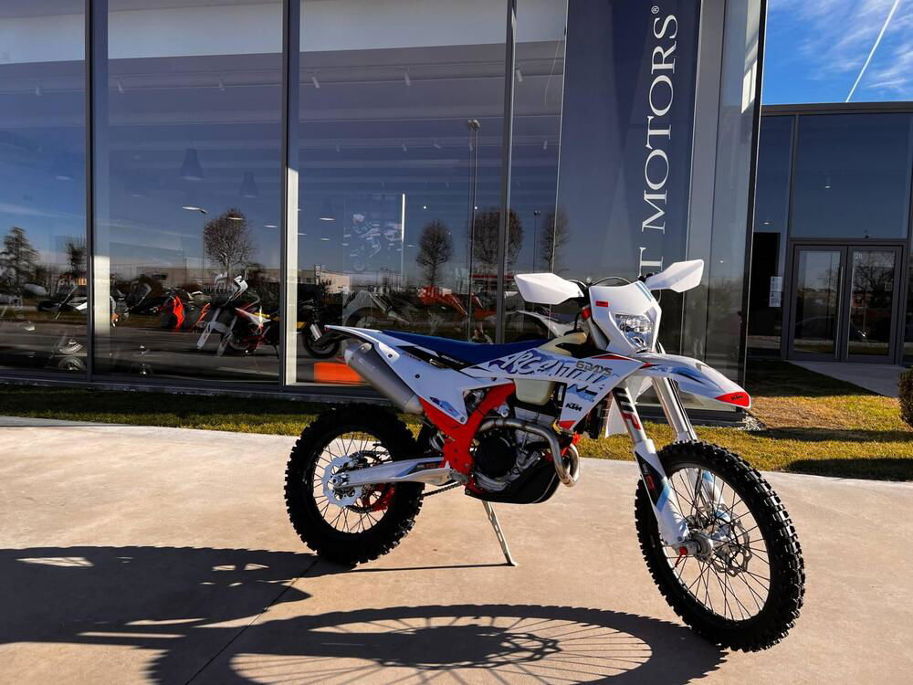 KTM EXC 250 F Six Days (2024) (3)