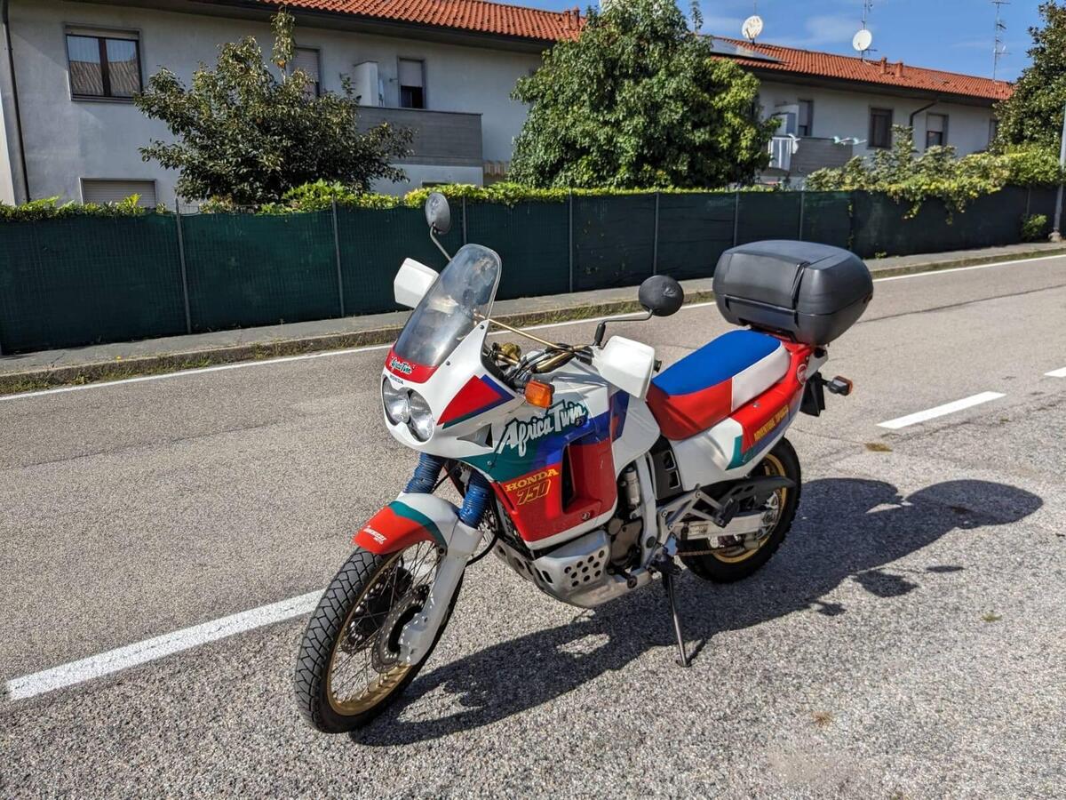 Vendo Honda Africa Twin XRV 750 (1992) usata a Carnago (codice 9345407