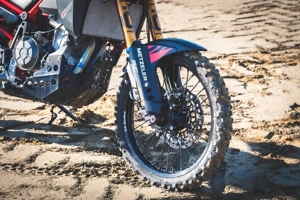 Aprilia Tuareg 660 Factory: il TEST ESCLUSIVO della moto campione d'Italia con Jacopo Cerutti (10)