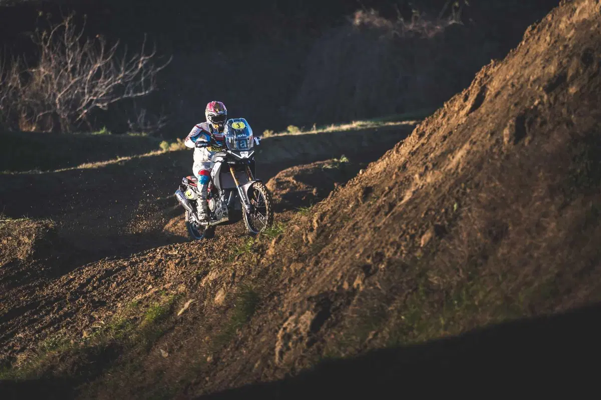 Aprilia Tuareg 660 Factory: il TEST ESCLUSIVO della moto campione d'Italia con Jacopo Cerutti (27)