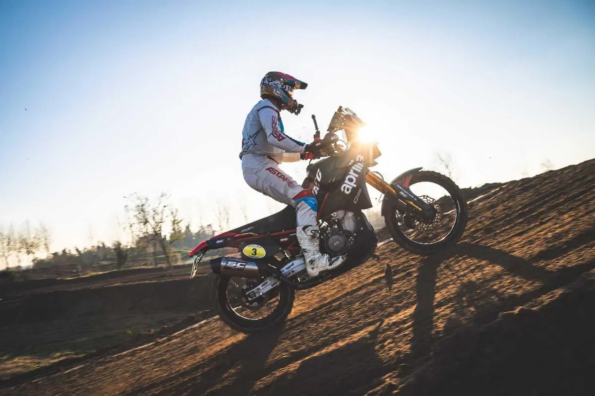 Aprilia Tuareg 660 Factory: il TEST ESCLUSIVO della moto campione d'Italia con Jacopo Cerutti (31)