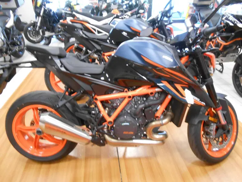 KTM 1290 Super Duke R EVO (2022 - 23)