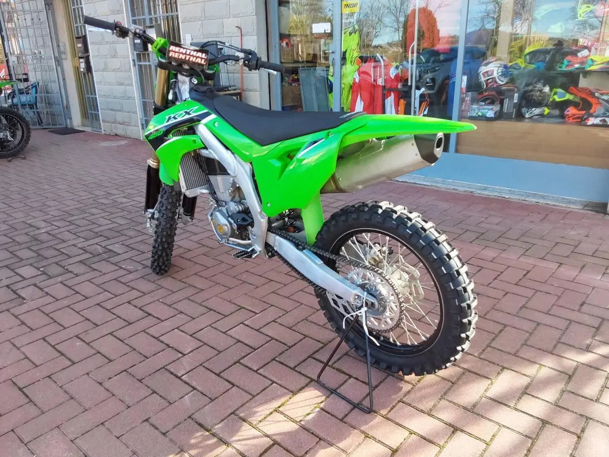 Kawasaki KX450F (2023) (8)