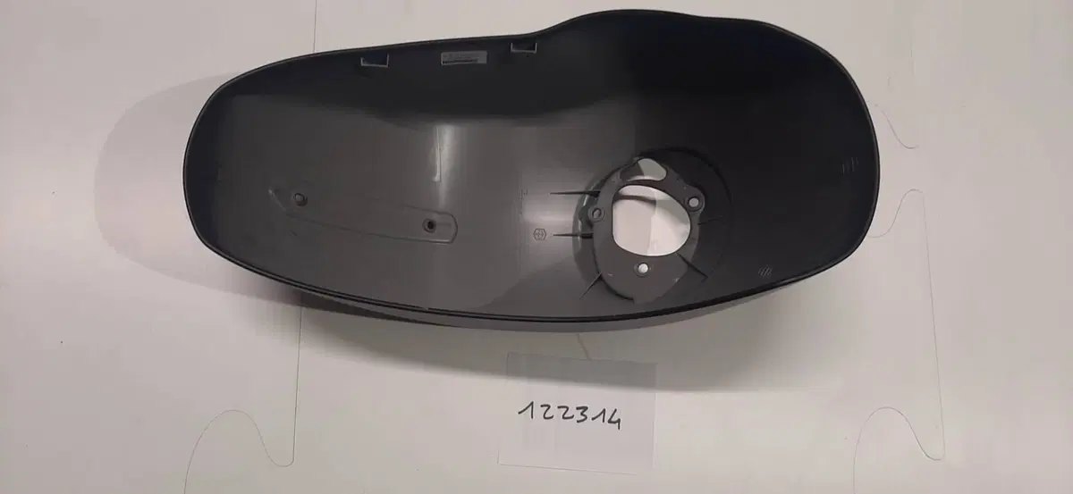 PARAFANGO ANTERIORE PER VESPA GTS 300 HPE DAL 2022 (4)