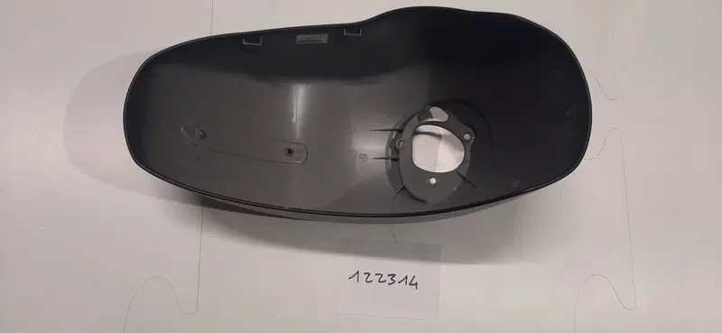 PARAFANGO ANTERIORE PER VESPA GTS 300 HPE DAL 2022 (4)