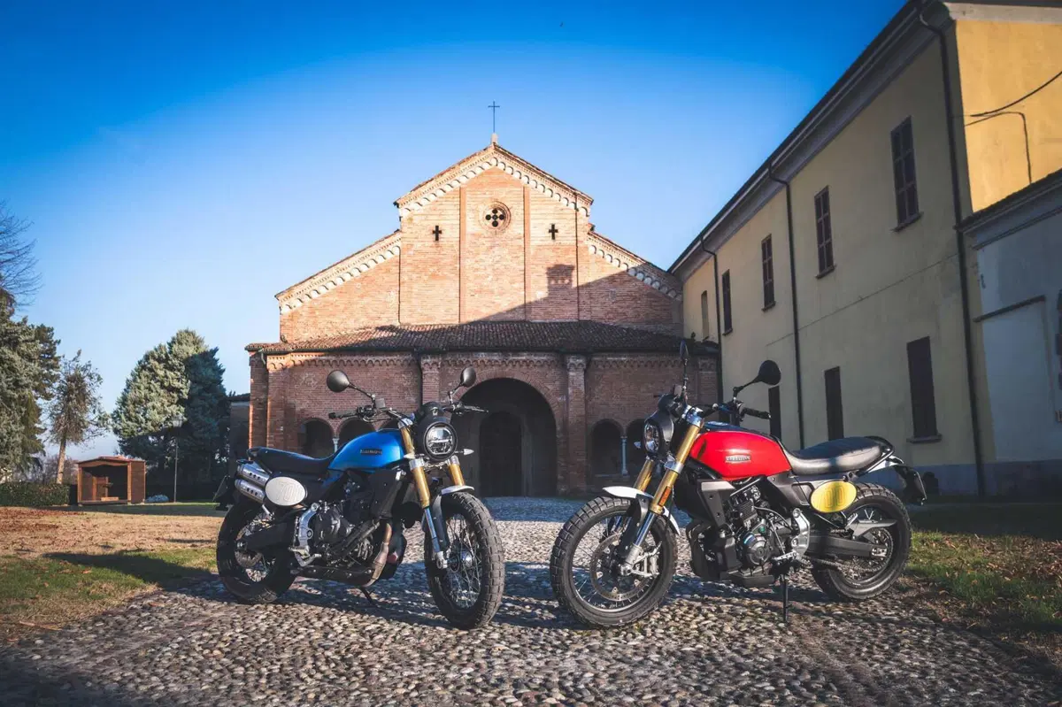 Nico Cereghini e il Perfetto provano la Fantic Caballero 700! SPECIAL TEST su strada e in off (14)