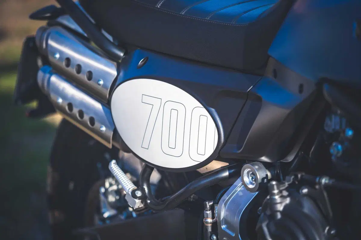 Nico Cereghini e il Perfetto provano la Fantic Caballero 700! SPECIAL TEST su strada e in off (43)