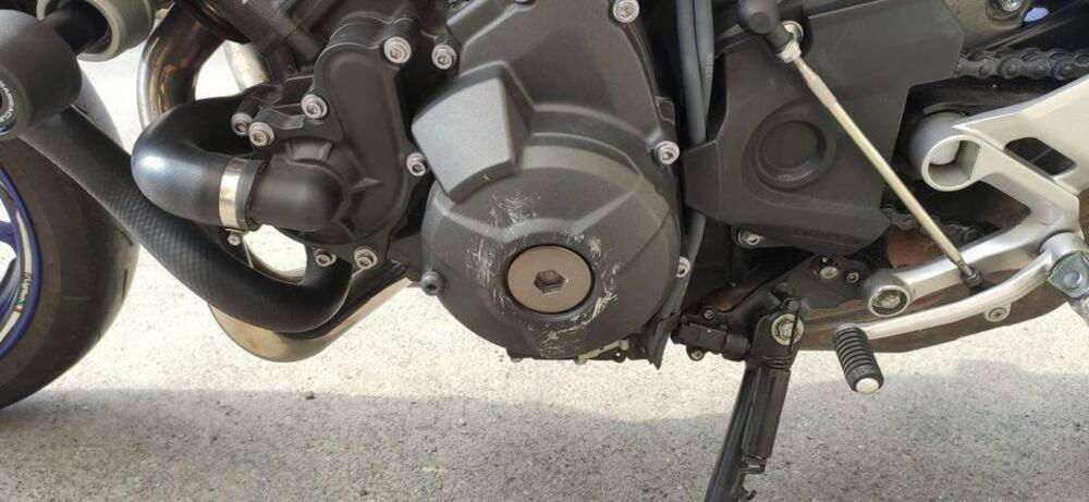 Yamaha MT-09 (2013 - 15) (4)