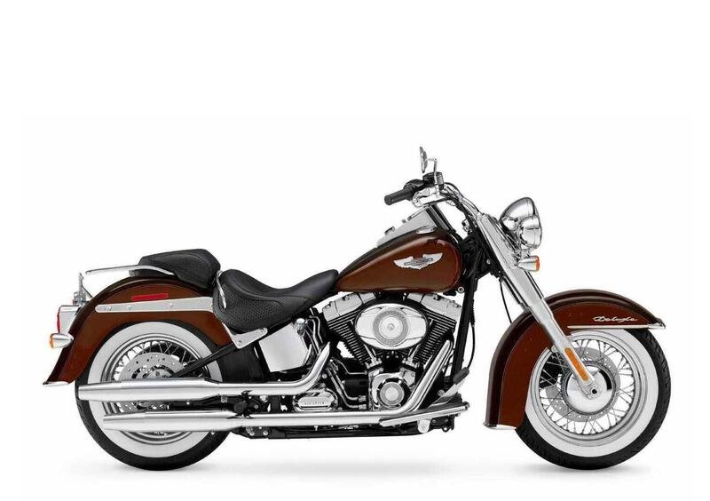 Harley-Davidson Softail 1585 Softail Deluxe (2011) - FLSTN
