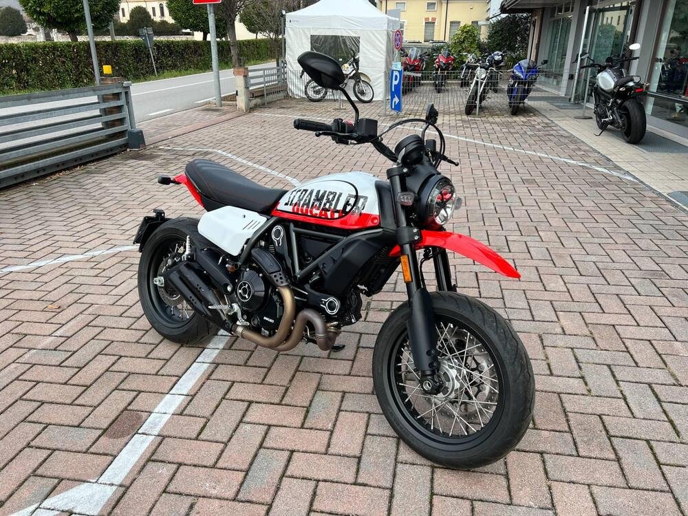 Ducati Scrambler 800 Urban Motard (2022)