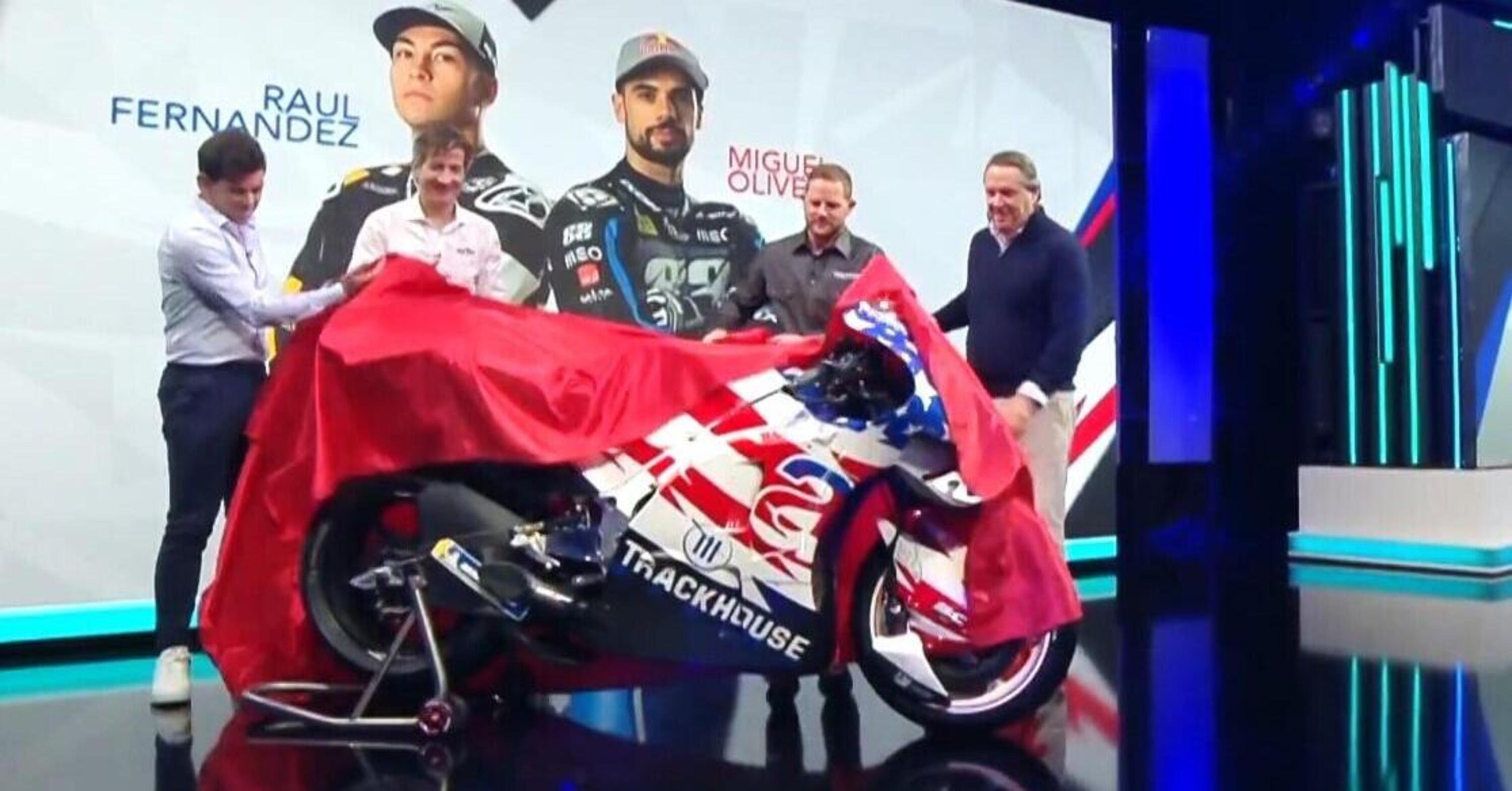 MotoGP 2024. Gli americani saranno la Pramac di Aprilia: moto ufficiali per Miguel Oliveira e Raul Fernandez
