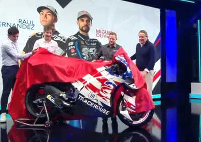 MotoGP 2024. Gli americani saranno la Pramac di Aprilia: moto ufficiali per Miguel Oliveira e Raul Fernandez
