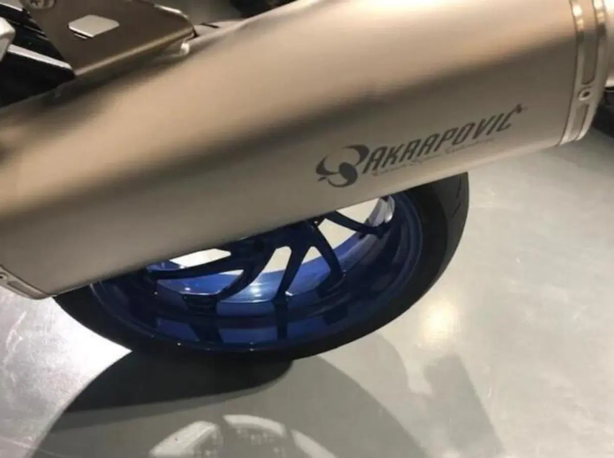 BMW HP2 Megamoto: l'usato del giorno di Moto.it (14)