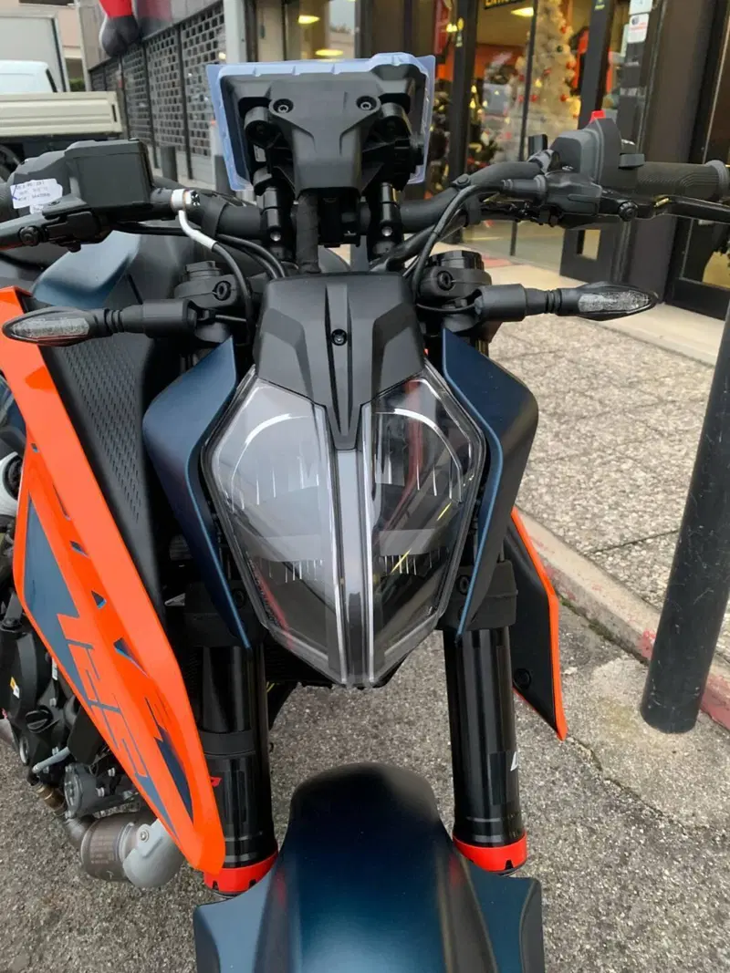 KTM 125 Duke (2024 - 25) (2)