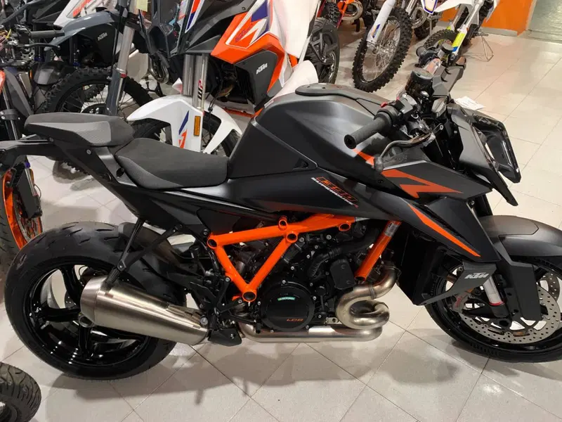 KTM 1390 Super Duke R (2024 - 26)