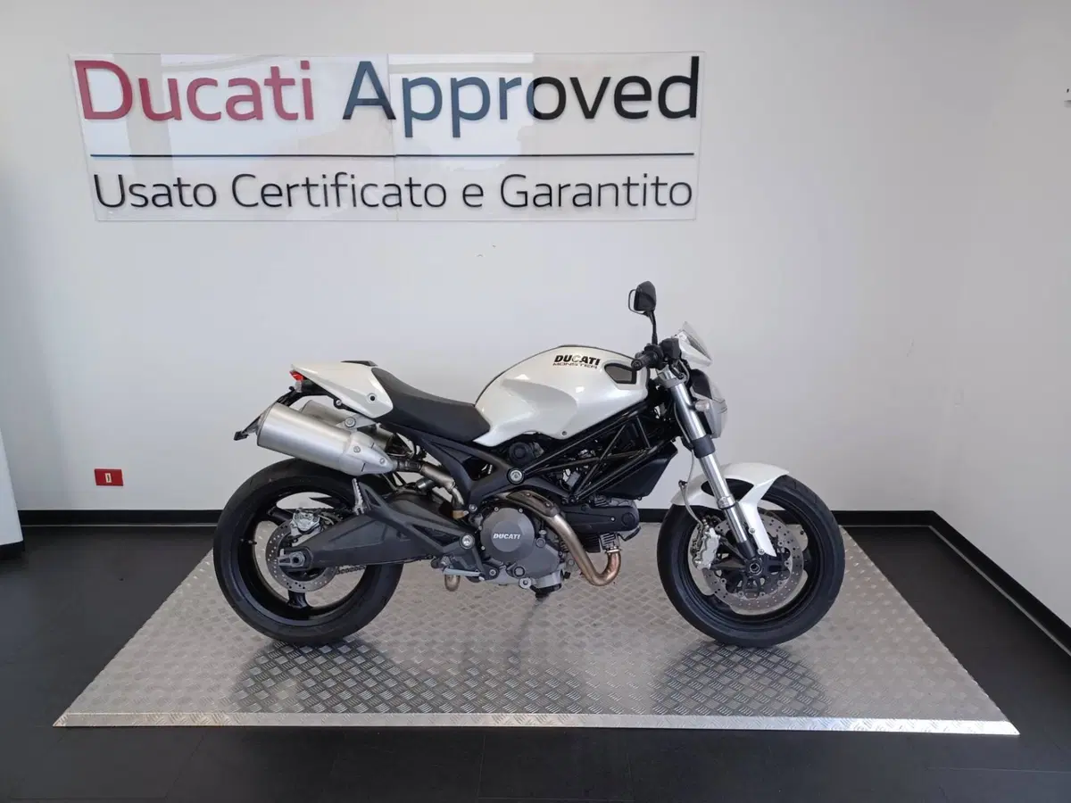 Ducati Monster 696 Plus (2007 - 14)