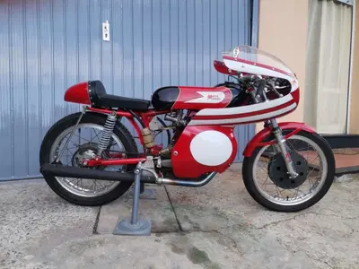 Moto Morini 175 settebello replica d'epoca