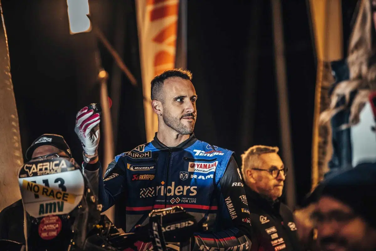 Africa Eco Race. Breaking News: J-L Schlesser, il Condottiero, è out (10)