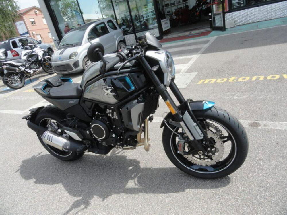 CFMOTO 700CL-X Sport (2022 - 24) (2)