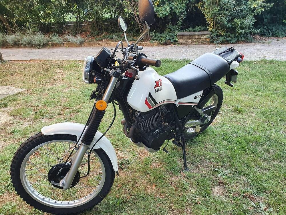 Yamaha XT 400 (2)