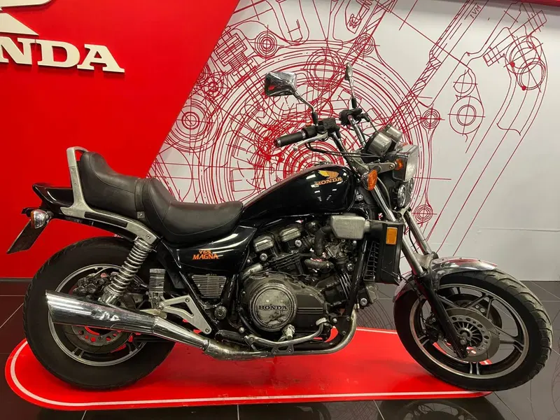 Honda VF 1100 C V65 Magna (1983 - 85)