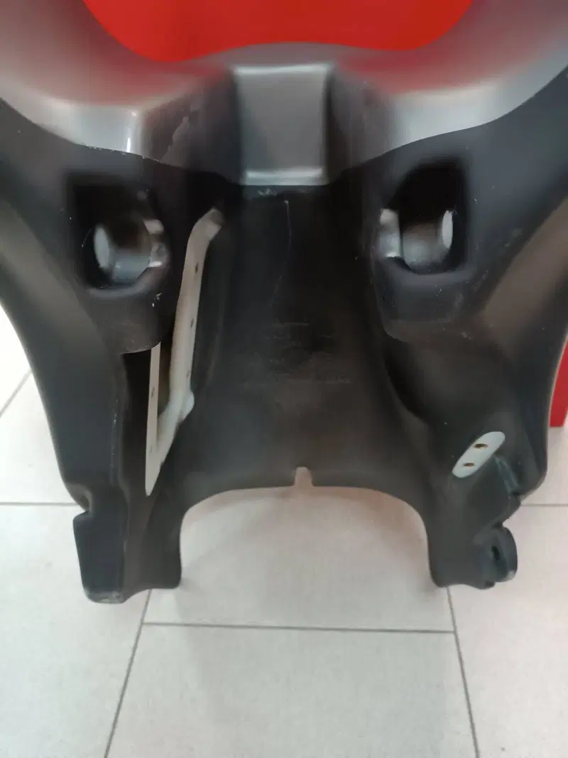 Serbatoio Pegaso Aprilia (9)