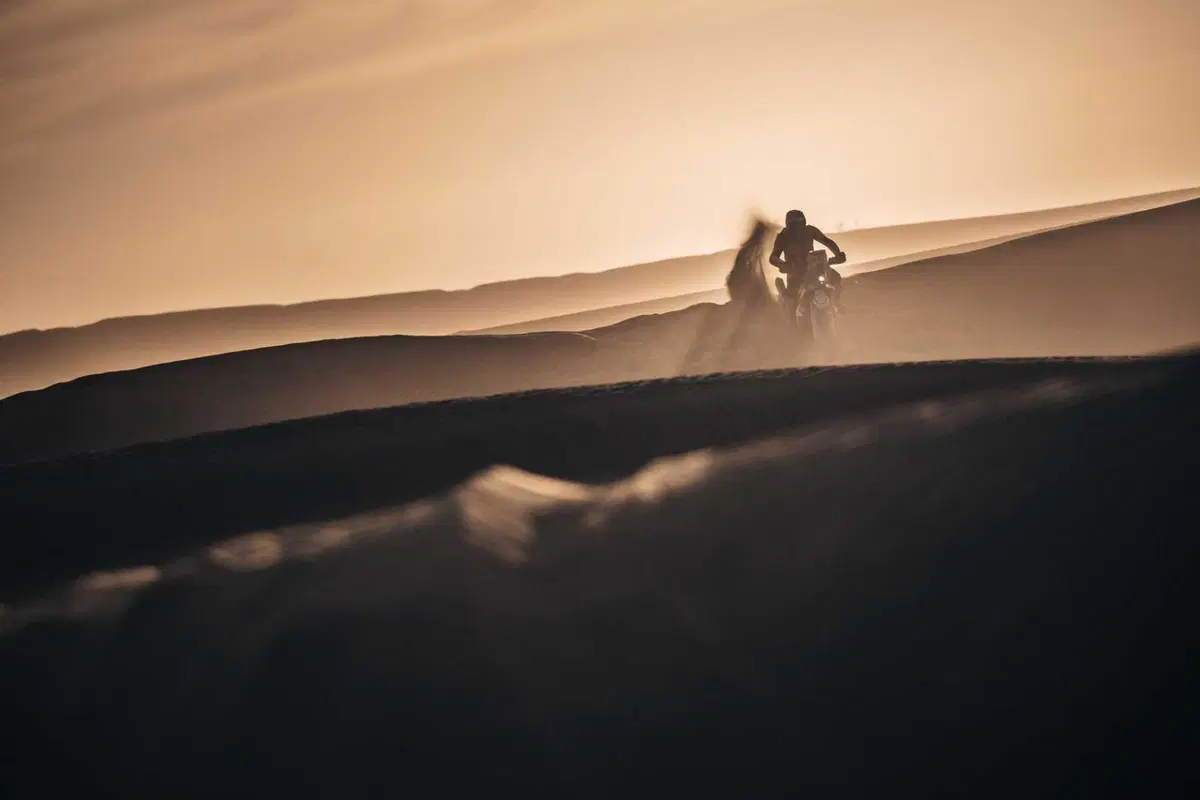 Africa Eco Race D4. La terza di Cerutti, con Mistero Aprilia [GALLERY] (5)