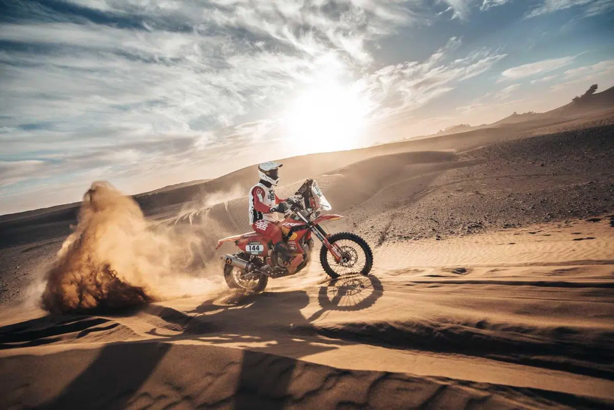 Africa Eco Race D4. La terza di Cerutti, con Mistero Aprilia [GALLERY] (14)