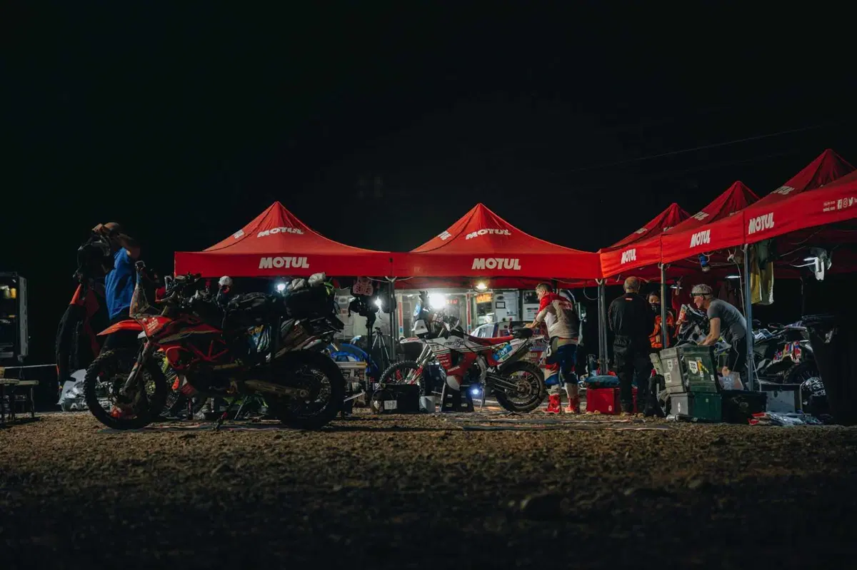 Africa Eco Race D4. La terza di Cerutti, con Mistero Aprilia [GALLERY] (28)