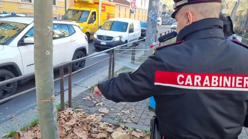 Cavo d'acciaio in strada a Milano. I due complici confessano