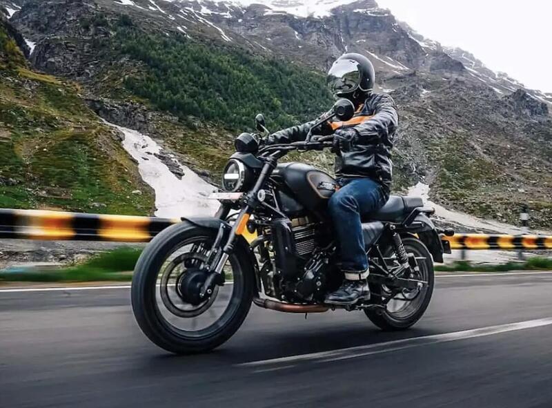 Hero presenter&agrave; a brevissimo la sua  versione roadster della H-D X440