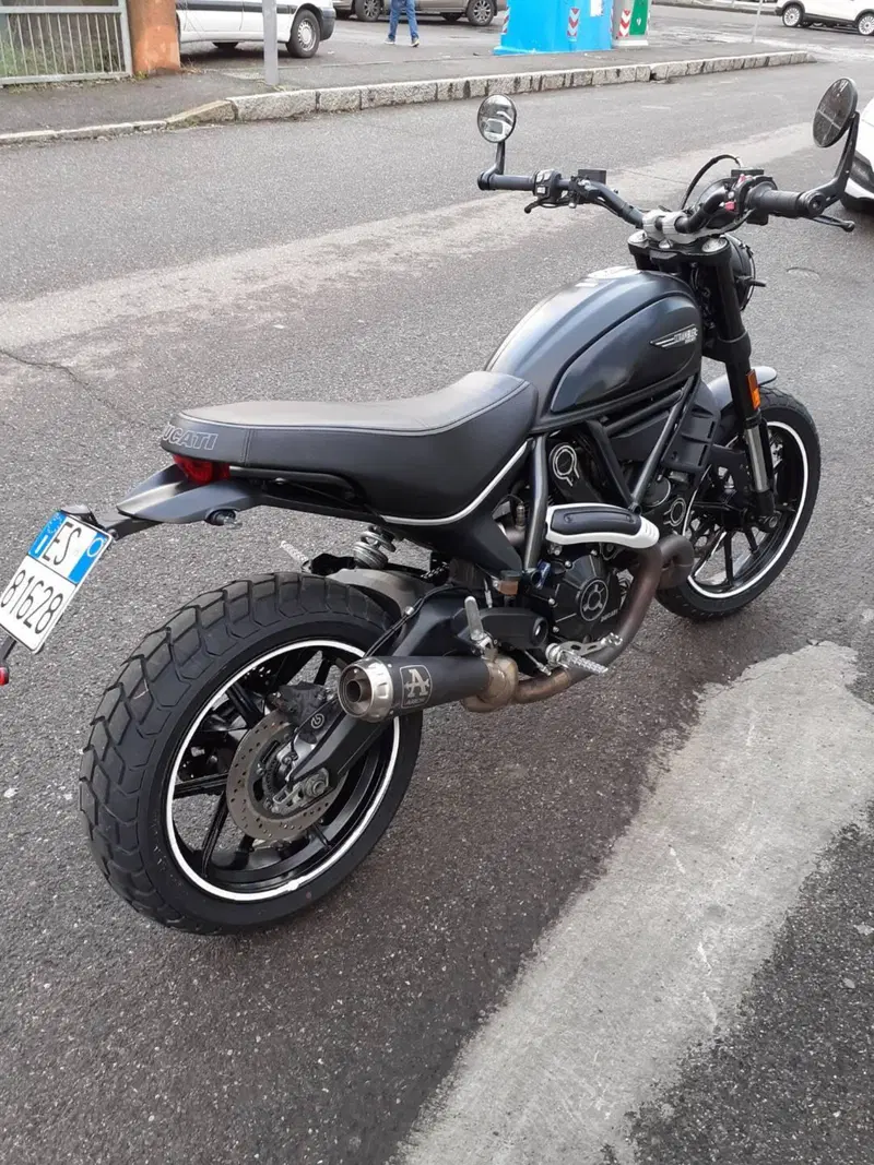 Ducati Scrambler 800 Icon Dark (2021 - 22) (5)