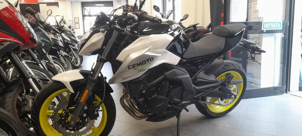 CFMOTO 650NK (2021 - 24) (2)