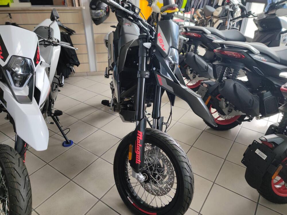 Malaguti XSM 125 (2021 - 24) (4)